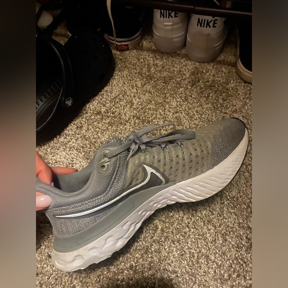 Nike shoes size 6.5